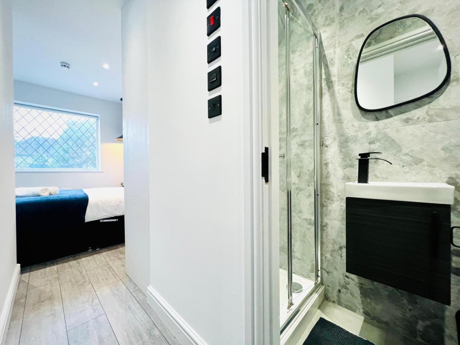 London Greenford House Beautiful Ensuite Close To Heathrow Greenford (Greater London)