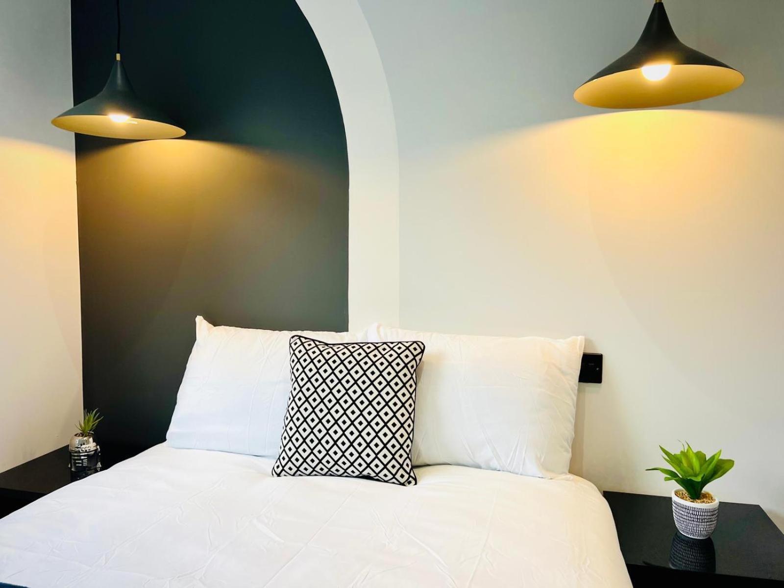 London Greenford House Beautiful Ensuite Close To Heathrow Guest house *