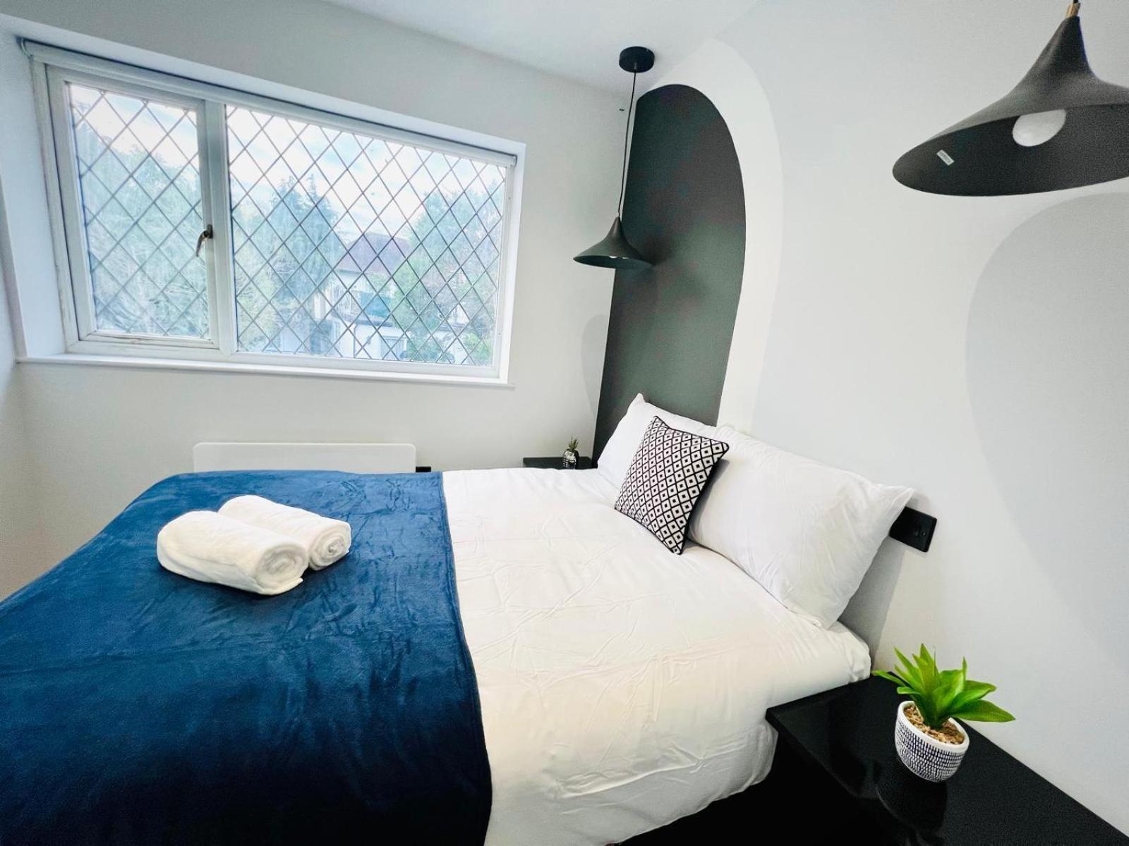 London Greenford House Beautiful Ensuite Close To Heathrow Guest house